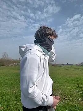 Snapshot of leoooooo88888 chatting on 03-20-26, 10:31 leoooooo88888 online show from 03-20-26, 10:31