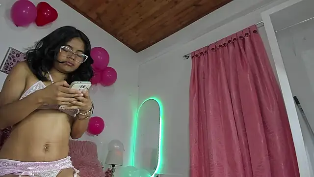 luna velveth online show from 02-12-26, 01:22