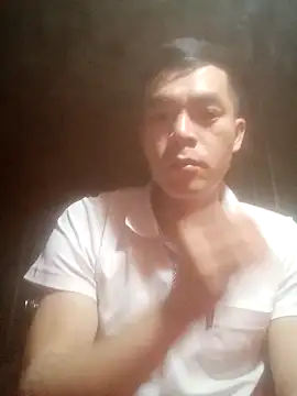 Snapshot of sinh336699 chatting on 03-09-26, 12:47 sinh336699 online show from 03-09-26, 12:47