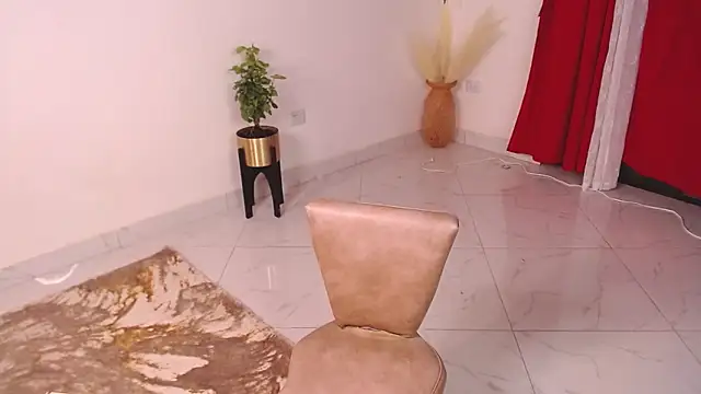 Snapshot of Samy_Hot chatting on 02-26-26, 12:42 Samy Hot online show from 02-26-26, 12:42