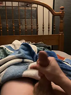 Snapshot of CollegeBull19 chatting on 02-14-26, 09:17 CollegeBull19 online show from 02-14-26, 09:17