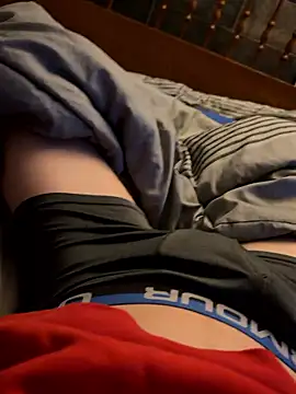 Snapshot of CollegeBull19 chatting on 03-27-26, 03:45 CollegeBull19 online show from 03-27-26, 03:45