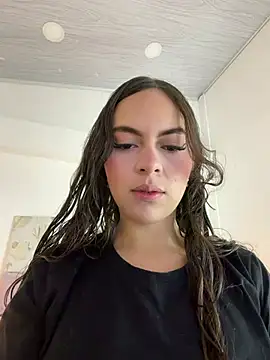 Annie bonnie  online show from 07-31-26, 10:58