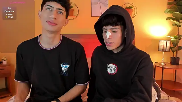 Snapshot of Angel_eros_ chatting on 03-07-26, 05:26 Angel eros online show from 03-07-26, 05:26