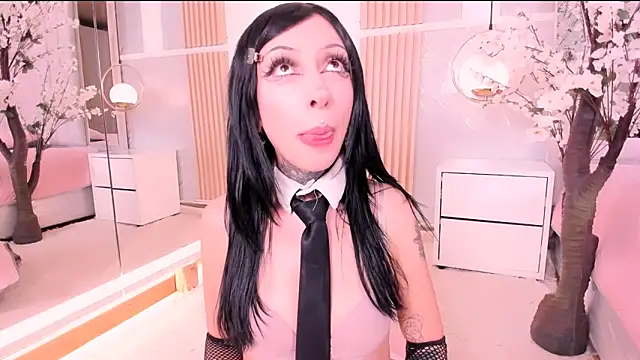 SalemBlackrose online show from 02-04-26, 04:51