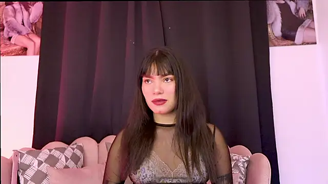 Snapshot of dakotacollins_ chatting on 02-15-26, 05:20 dakotacollins online show from 02-15-26, 05:20