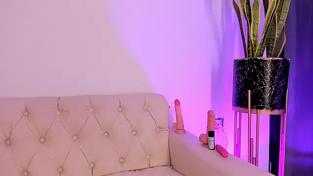 Snapshot of liorah_wolf chatting on 02-12-26, 07:53 liorah wolf online show from 02-12-26, 07:53