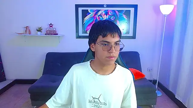 Maecum18 online show from 04-27-26, 09:02