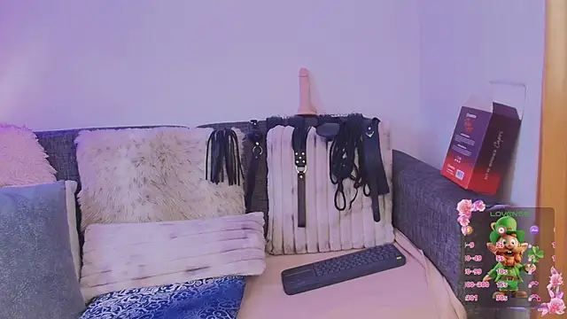 Angela mature49 online show from 03-18-26, 08:12