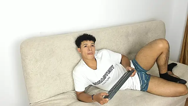 Snapshot of _Alex_Colton chatting on 02-09-26, 01:20 Alex Colton online show from 02-09-26, 01:20