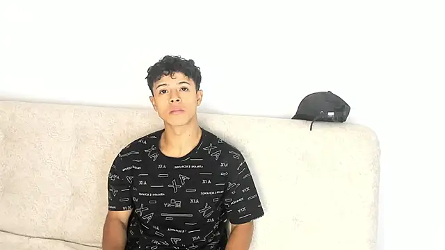 Snapshot of _Alex_Colton chatting on 02-15-26, 03:03 Alex Colton online show from 02-15-26, 03:03