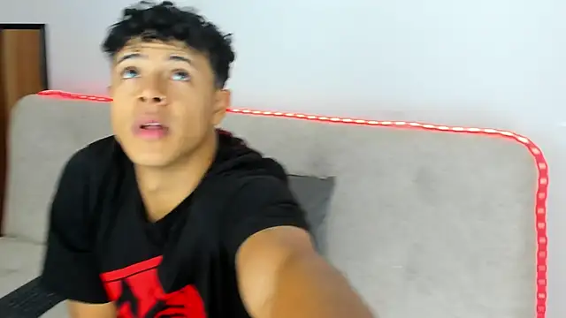 Snapshot of _Alex_Colton chatting on 02-24-26, 10:19 Alex Colton online show from 02-24-26, 10:19