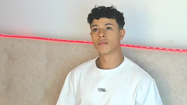 Snapshot of _Alex_Colton chatting on 02-26-26, 10:09 Alex Colton online show from 02-26-26, 10:09