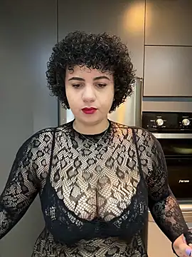 Snapshot of BabyChanntal chatting on 03-12-26, 01:28 BabyChanntal online show from 03-12-26, 01:28