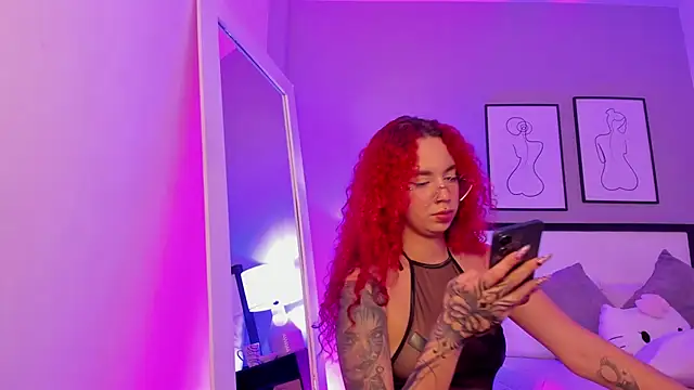 QueenRose    online show from 04-25-26, 01:41