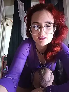 Snapshot of Persefoha chatting on 06-30-26, 03:07 Persefoha online show from 06-30-26, 03:07