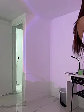 Snapshot of MelaFoxx chatting on 02-06-26, 06:22 MelaFoxx online show from 02-06-26, 06:22