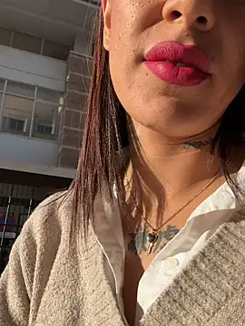 Snapshot of MelaFoxx chatting on 02-23-26, 04:26 MelaFoxx online show from 02-23-26, 04:26