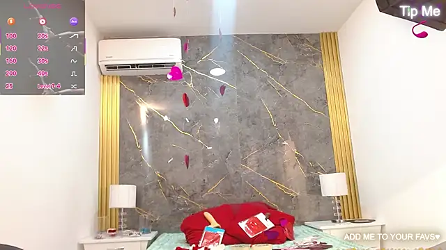 Snapshot of JORDAN_MOOR chatting on 02-14-26, 08:27 JORDAN MOOR online show from 02-14-26, 08:27