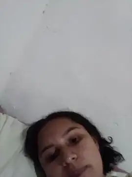 LiaRose- online show from 05-10-26, 03:33