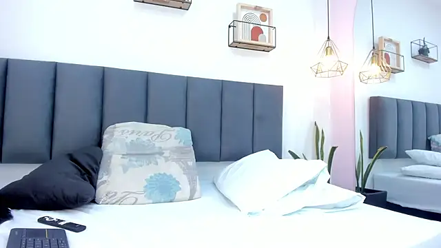 sam doll  online show from 04-29-26, 07:20