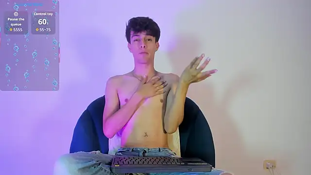 axxxel twink online show from 03-24-26, 02:16