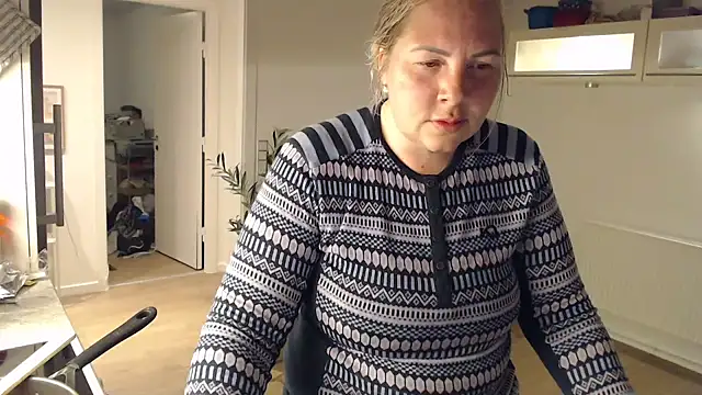 Amanda Norsk online show from 05-15-26, 08:16