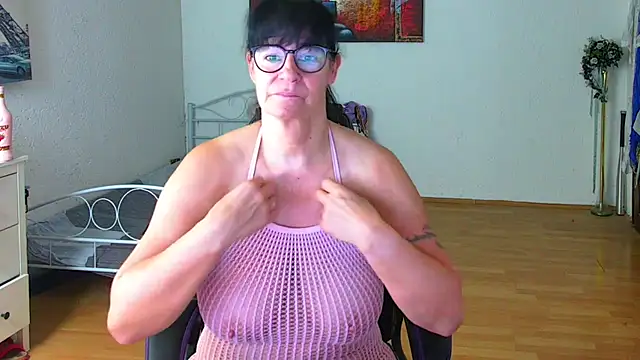 Sylly online show from 04-04-26, 06:55