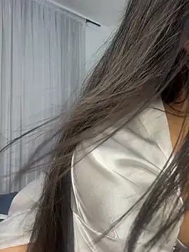 EvaMiranda online show from 05-01-26, 03:33