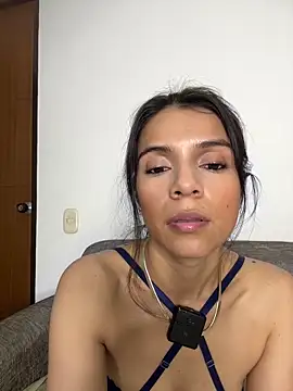 Snapshot of EvaMiranda chatting on 06-23-26, 03:15 EvaMiranda online show from 06-23-26, 03:15