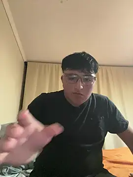 luchooo18 online show from 04-06-26, 03:26