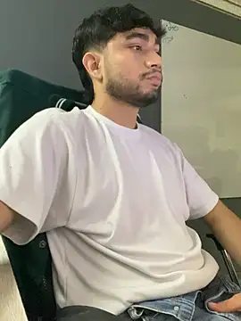 DylanC  online show from 02-07-26, 05:11