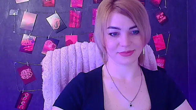 CuttieEmma online show from 03-18-26, 12:52