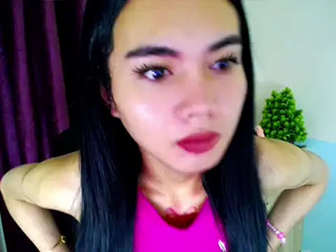 Snapshot of devine_goddess chatting on 02-18-26, 06:48 devine goddess online show from 02-18-26, 06:48