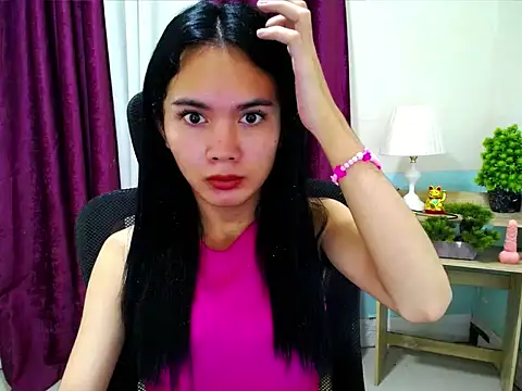 Snapshot of devine_goddess chatting on 03-12-26, 05:19 devine goddess online show from 03-12-26, 05:19