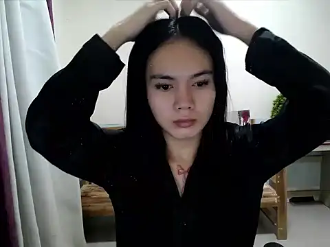 Snapshot of devine_goddess chatting on 07-12-26, 04:14 devine goddess online show from 07-12-26, 04:14