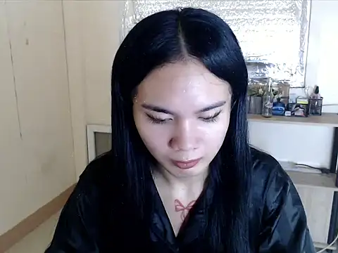 Snapshot of devine_goddess chatting on 07-27-26, 04:47 devine goddess online show from 07-27-26, 04:47