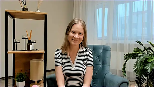 CleliaRostek online show from 02-15-26, 04:20