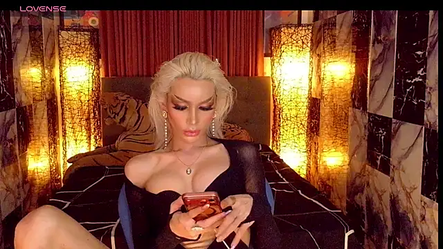 SeductiveSamanthaTS online show from 06-14-26, 03:41
