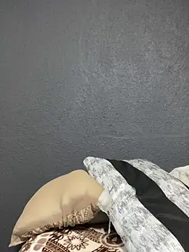 Snapshot of MeekyCurvyAss chatting on 02-08-26, 04:43 MeekyCurvyAss online show from 02-08-26, 04:43