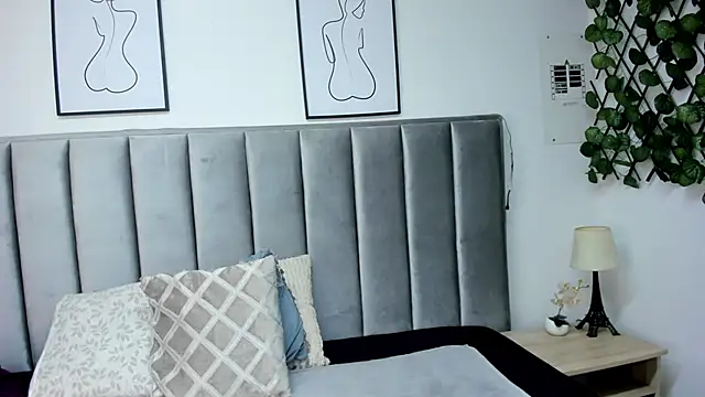 Snapshot of double_temptation_ chatting on 03-10-26, 12:32 double temptation online show from 03-10-26, 12:32