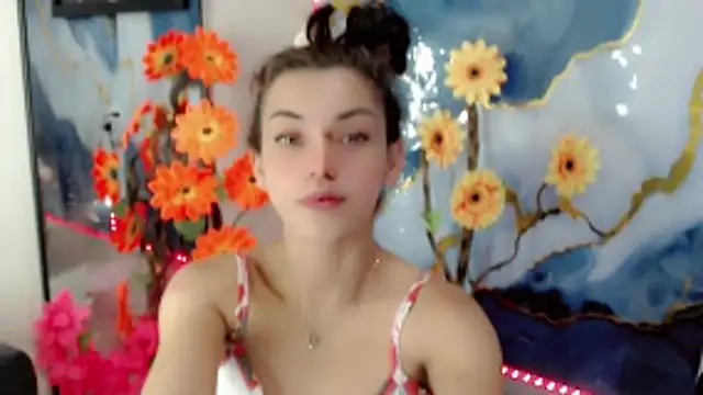 NathalialLooes online show from 06-12-26, 05:06