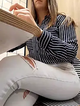 Alexdevil92 online show from 04-17-26, 07:11