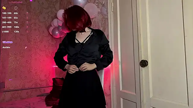 LaurynGeisinger online show from 04-26-26, 05:54