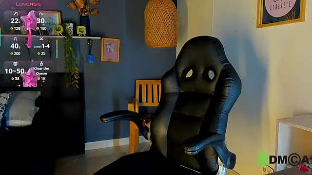 eliza pink24 online show from 03-31-26, 06:30