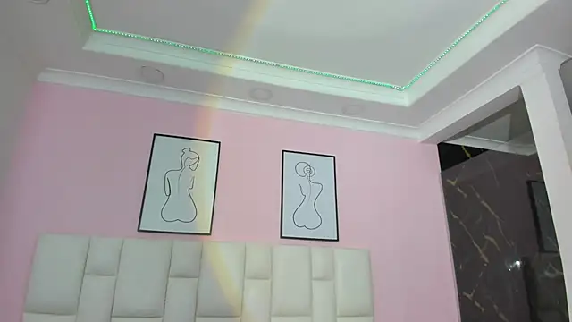 SARHA ANTONELLI online show from 07-22-26, 02:09