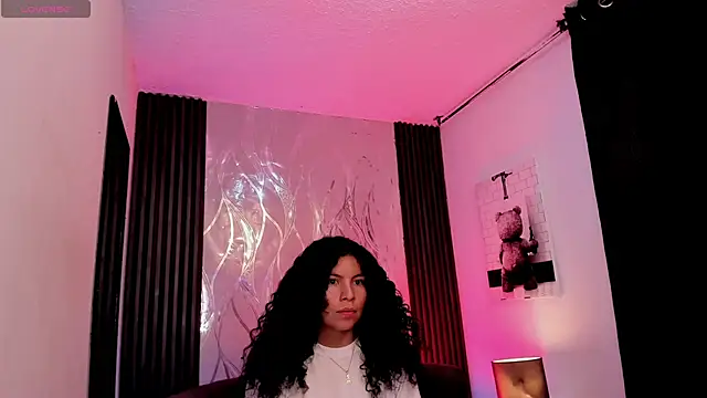 Snapshot of Zoe-yanin chatting on 02-04-26, 03:40 Zoe-yanin online show from 02-04-26, 03:40