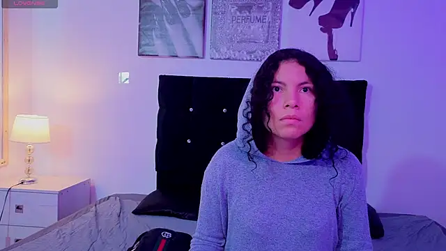 Snapshot of Zoe-yanin chatting on 02-24-26, 06:50 Zoe-yanin online show from 02-24-26, 06:50