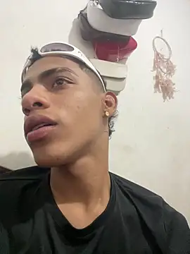 dominick fran online show from 04-18-26, 01:42