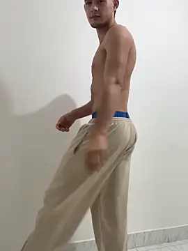 Snapshot of jhayko22 chatting on 03-14-26, 05:35 jhayko22 online show from 03-14-26, 05:35